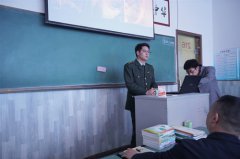 欢迎成都市政府消防宣传中心林教官到我校进行消防知识宣讲