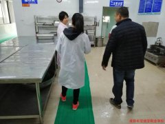 社区医院到我校食堂指导工作
